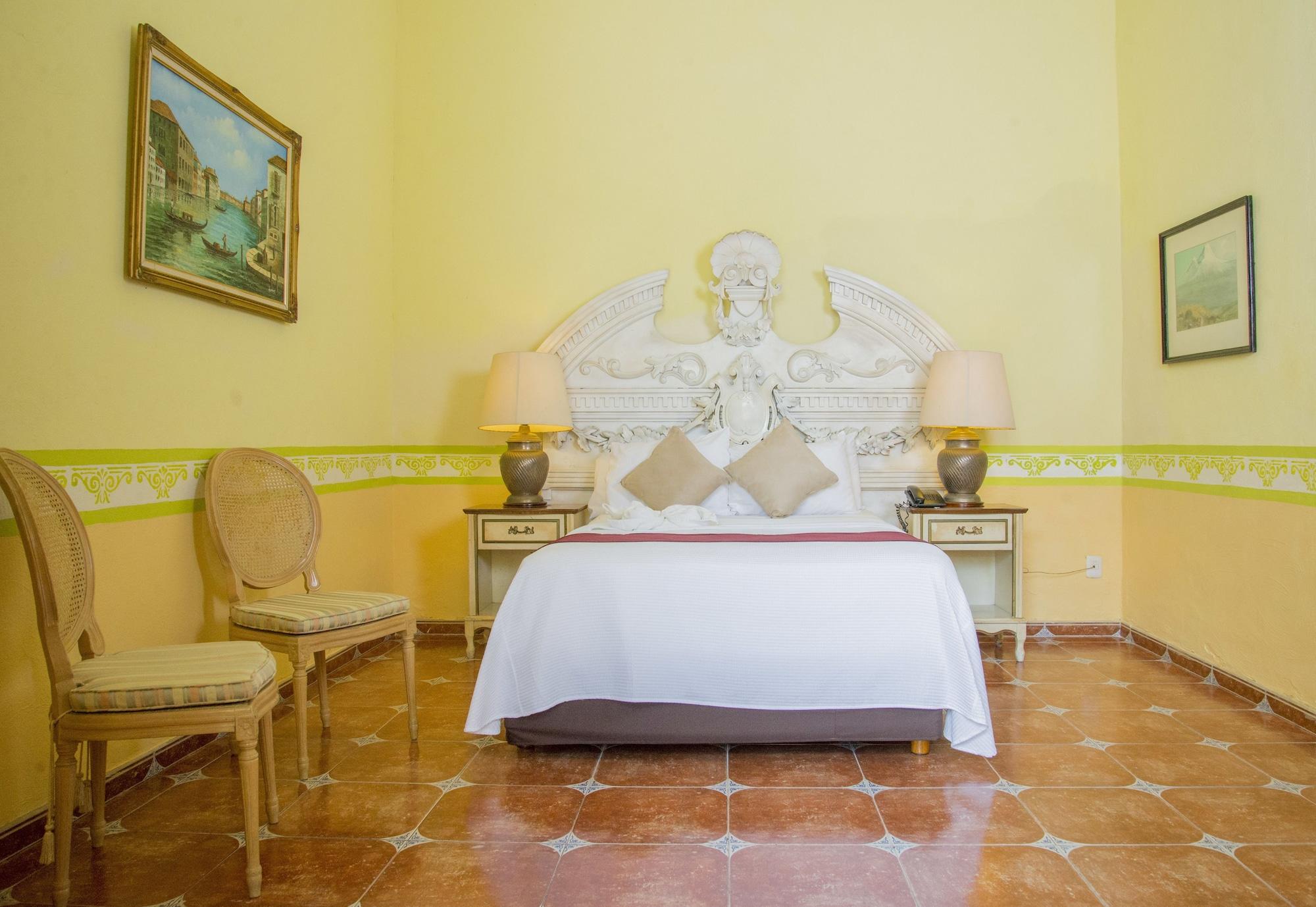 Casa De Las Columnas Merida Bagian luar foto