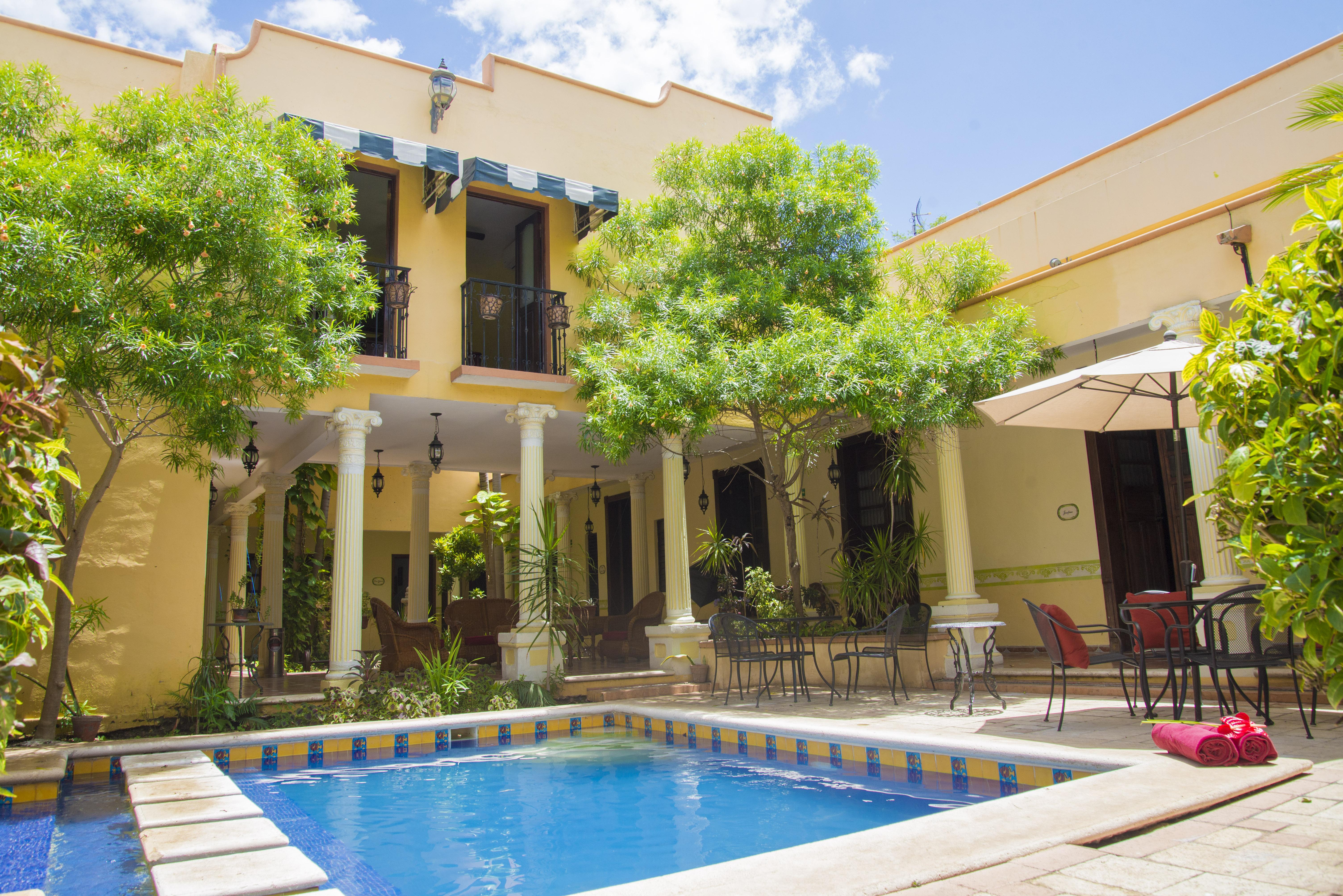 Casa De Las Columnas Merida Bagian luar foto